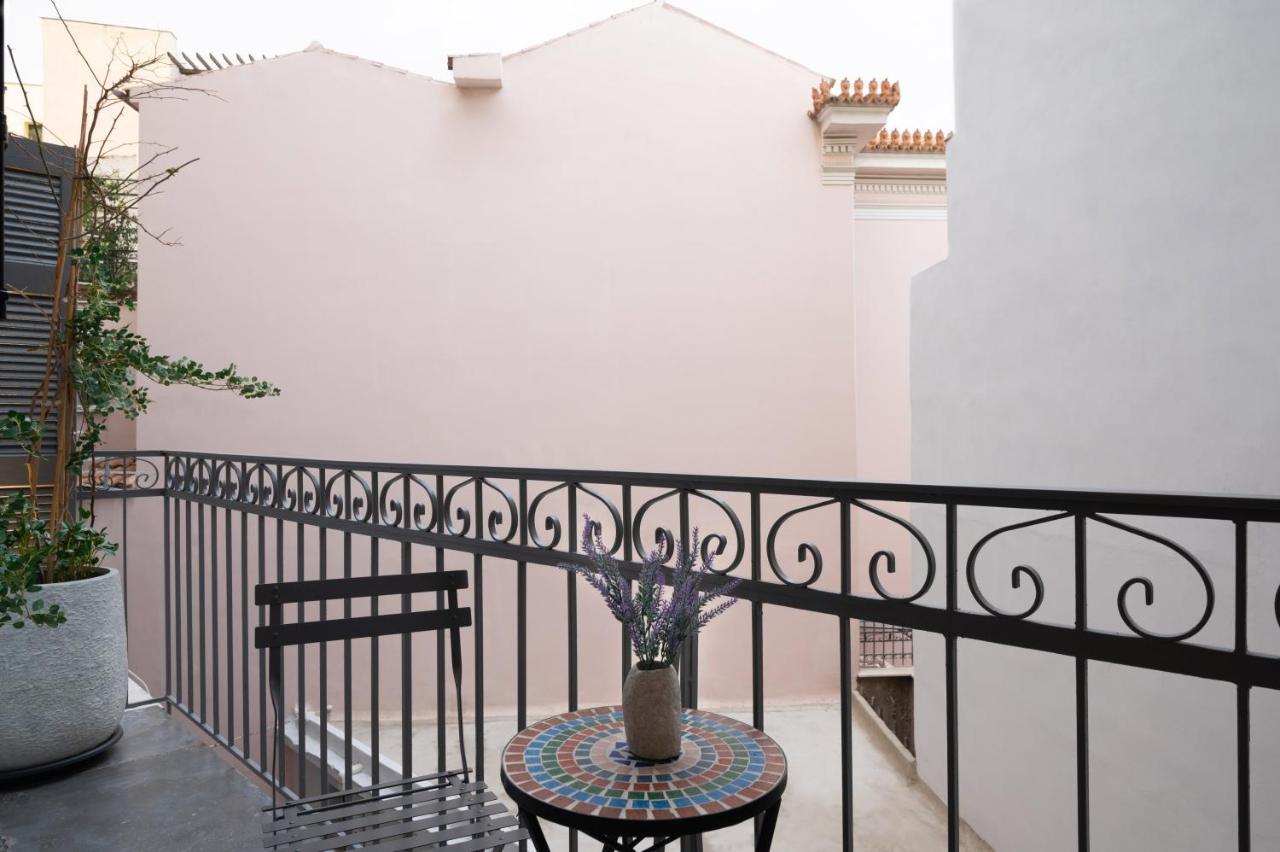 Adrianou At Heart Of Plaka Apartment Athens Exterior photo