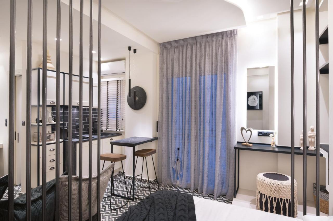 Adrianou At Heart Of Plaka Apartment Athens Exterior photo